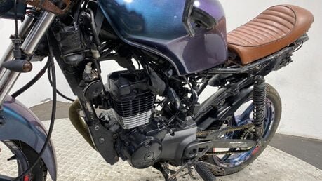 Honda CBF125 2009 NON RUNNING UNFINISHED PROJECT BIKE SPARES OR REPAIR 125CC 14