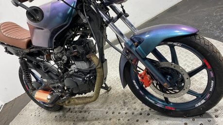 Honda CBF125 2009 NON RUNNING UNFINISHED PROJECT BIKE SPARES OR REPAIR 125CC 19