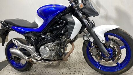 Suzuki SFV 650 2013 GLADIUS 37K RUNS GREAT EASY LIGHT PROJECT 650CC BIKE 6