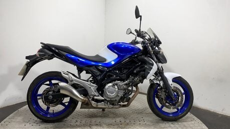 Suzuki SFV 650 2013 GLADIUS 37K RUNS GREAT EASY LIGHT PROJECT 650CC BIKE 1