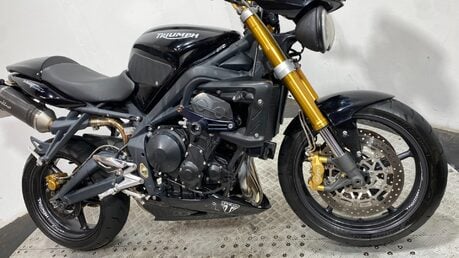 Triumph Street Triple 675 2009 new mot warranty sports pipes 675cc naked 4