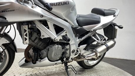 Suzuki SV 1000 2003 NEW MOT SPORTS EXHAUST ONLY 8K 1000CC VTWIN 14