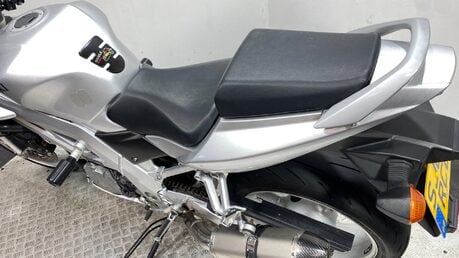 Suzuki SV 1000 2003 NEW MOT SPORTS EXHAUST ONLY 8K 1000CC VTWIN 16
