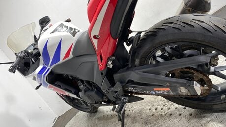 Honda CBR 500 R 15K RUNS WELL SPARES OR REPAIR PROJECT BIKE 500CC A2 10