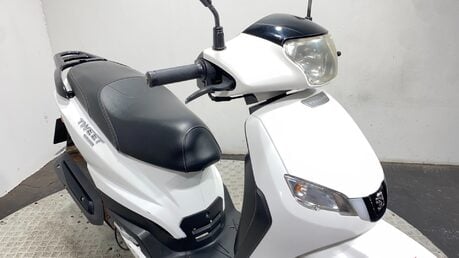 Peugeot Tweet 50 EVO 2019 5K NON RUNNING PROJECT SCOOTER 50CC 4 STROKE BIKE 19