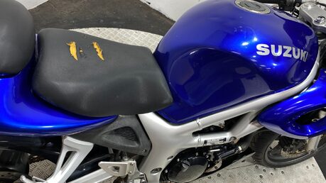 Suzuki SV 650 1999 16K RUNNING PROJECT BIKE 650CC VTWIN 7