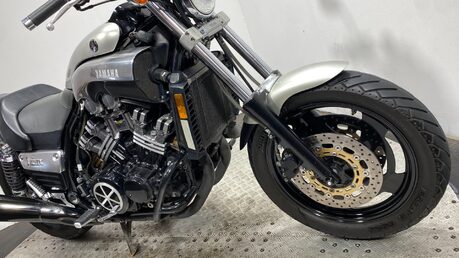 Yamaha Vmax 1200 1997 2 OWNERS 8K NEW MOT TRADE SALE 1200CC FULL POWER 6