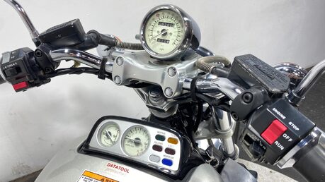 Yamaha Vmax 1200 1997 2 OWNERS 8K NEW MOT TRADE SALE 1200CC FULL POWER 10