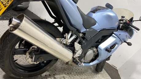 Suzuki SV 650 2006 FAIRED 44K NON RUNNING CLEAN PROJECT BIKE 650CC A2 9