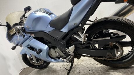 Suzuki SV 650 2006 FAIRED 44K NON RUNNING CLEAN PROJECT BIKE 650CC A2 10