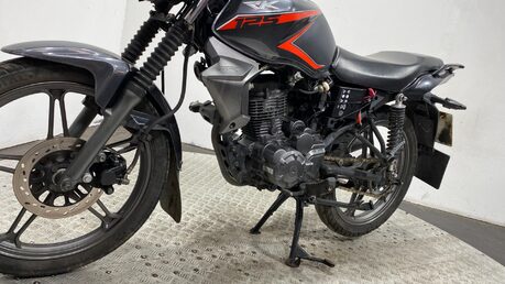 Keeway RK 125 2016 18K RUNNING PROJECT BIKE NAKED 125CC 13