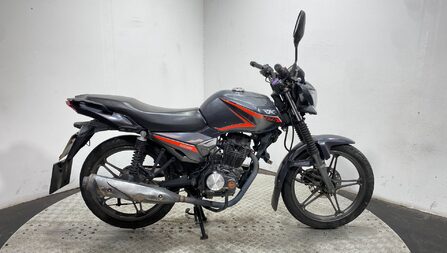 Keeway RK 125 2016 18K RUNNING PROJECT BIKE NAKED 125CC