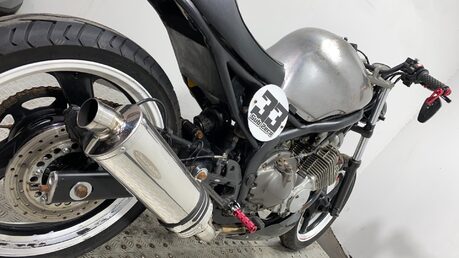 Yamaha XJ 600 1995 SPARES OR REPAIR UNFINISHED PROJECT 600CC CAFE RACER 10