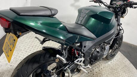 Triumph Daytona 600 2004 GOOD RUNNING CUSTOM STREETFIGHTER PROJECT BIKE 600CC 3