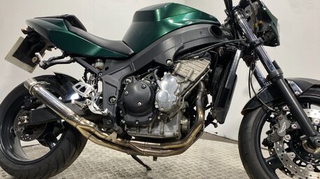 Triumph Daytona 600 2004 GOOD RUNNING CUSTOM STREETFIGHTER PROJECT BIKE 600CC 9