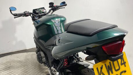 Triumph Daytona 600 2004 GOOD RUNNING CUSTOM STREETFIGHTER PROJECT BIKE 600CC 11