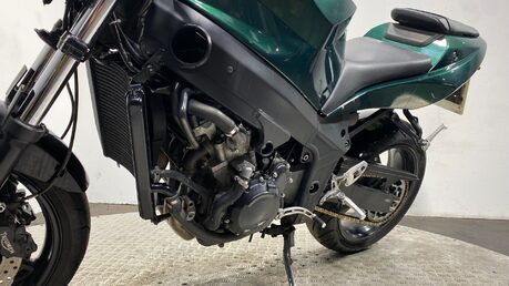 Triumph Daytona 600 2004 GOOD RUNNING CUSTOM STREETFIGHTER PROJECT BIKE 600CC 15