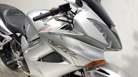Honda VFR 800 54K 2002 GOOD RUNNING PROJECT BIKE 800CC VTEC 5
