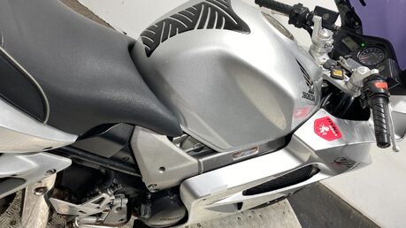 Honda VFR 800 54K 2002 GOOD RUNNING PROJECT BIKE 800CC VTEC 7