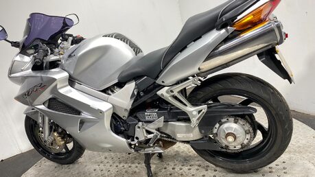 Honda VFR 800 54K 2002 GOOD RUNNING PROJECT BIKE 800CC VTEC 14