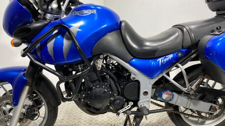 Triumph Tiger 955 2005 36K GOOD RUNNING TOURER ADVENTURE BIKE LUGGAGE 16