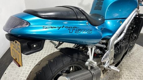 Triumph Daytona T595 955 1997 13K SPARES OR REPAIR PROJECT BIKE 3