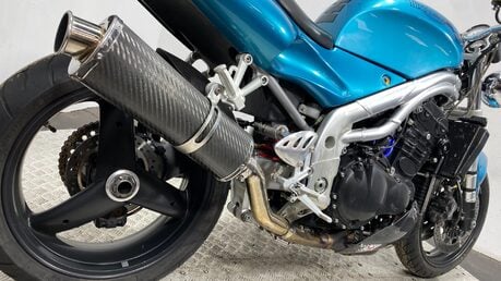 Triumph Daytona T595 955 1997 13K SPARES OR REPAIR PROJECT BIKE 4