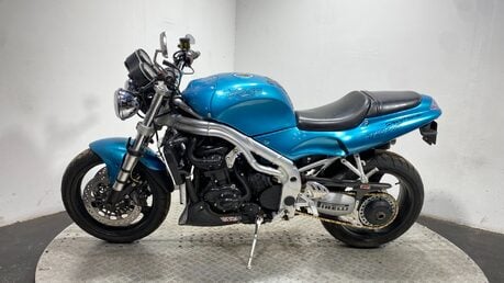 Triumph Daytona T595 955 1997 13K SPARES OR REPAIR PROJECT BIKE 12