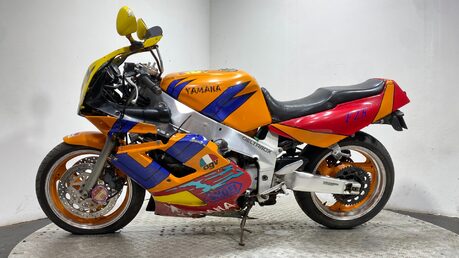 Yamaha FZR 1000 1991 NON RUNNING PROJECT CLASSIC LITRE BIKE 12