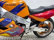 Yamaha FZR 1000 1991 NON RUNNING PROJECT CLASSIC LITRE BIKE 15