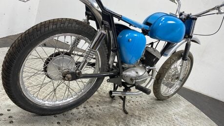 BSA Bantam PROJECT BIKE RUNNING BIKE GENUINE BARN FIND CLASSIC 2