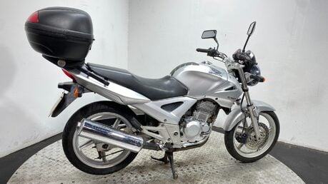 Honda CB 250 - 4 2006 15K GOOD RUNNING PROJECT BIKE 250CC NAKED 2