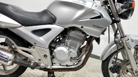 Honda CB 250 - 4 2006 15K GOOD RUNNING PROJECT BIKE 250CC NAKED 6