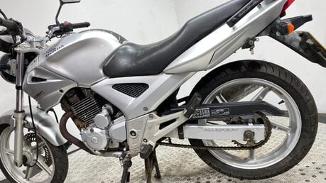 Honda CB 250 - 4 2006 15K GOOD RUNNING PROJECT BIKE 250CC NAKED 14