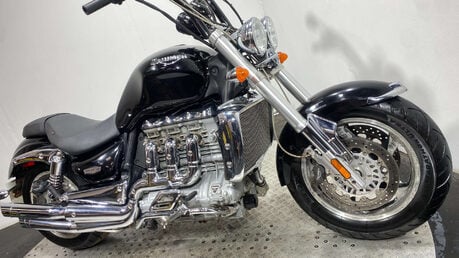 Triumph Rocket 111 2004 Triumph Rocket 3 – 29,000 Miles (54 Plate) 4
