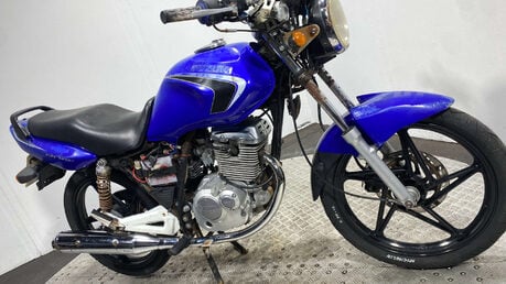 Suzuki EN125 2004 NON RUNNING CLASSIC 125CC 4