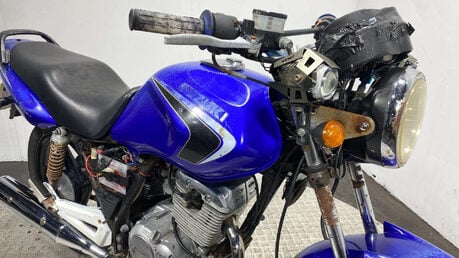 Suzuki EN125 2004 NON RUNNING CLASSIC 125CC 5