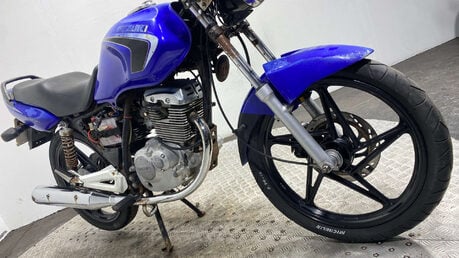 Suzuki EN125 2004 NON RUNNING CLASSIC 125CC 18