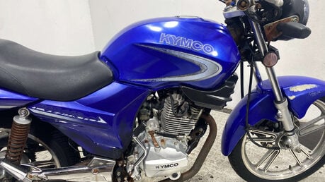Kymco Pulsar 125 Naked Petrol Manual (10 ps) 7