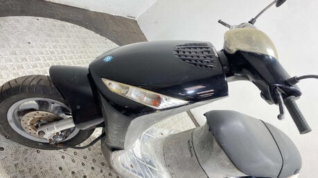 Piaggio Zip 2007 RUNNING PROJECT SCOOTER 50CC 13