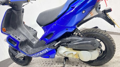 Peugeot Speedfight 2004 100CC 2 STROKE RUNNING PROJECT 13