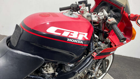 Honda CBR 1990 PROJECT 1000CC CLASSIC BIKE 9