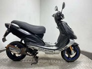 Taiwan Golden Bee 50 2007 2 STROKE 50CC PROJECT SCOOTER 1