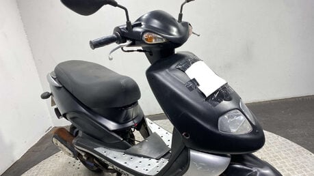 Taiwan Golden Bee 50 2007 2 STROKE 50CC PROJECT SCOOTER 17