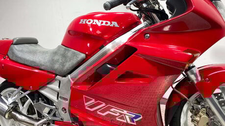 Honda VFR 1990 GENUINE ICONIC 750CC CLASSIC 6