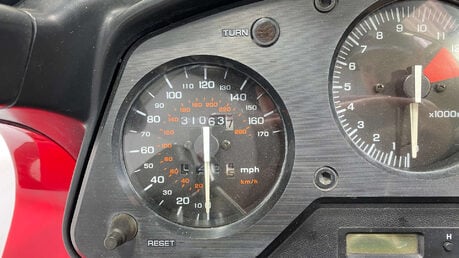 Honda VFR 1990 GENUINE ICONIC 750CC CLASSIC 9
