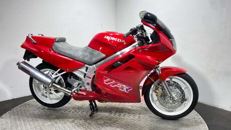 Honda VFR 1990 GENUINE ICONIC 750CC CLASSIC 10