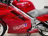Honda VFR 1990 GENUINE ICONIC 750CC CLASSIC 14