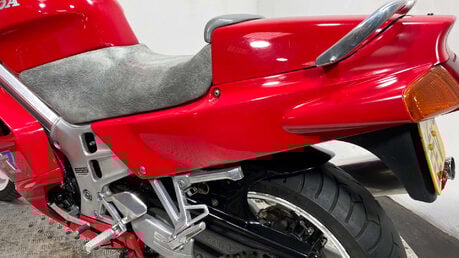 Honda VFR 1990 GENUINE ICONIC 750CC CLASSIC 16