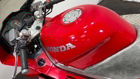 Honda VFR 1990 GENUINE ICONIC 750CC CLASSIC 18
